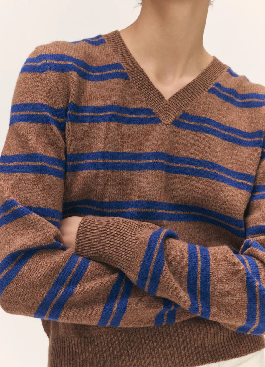 Sligo Shrunken V Neck - Hazelnut/Smalt Blue Stripe