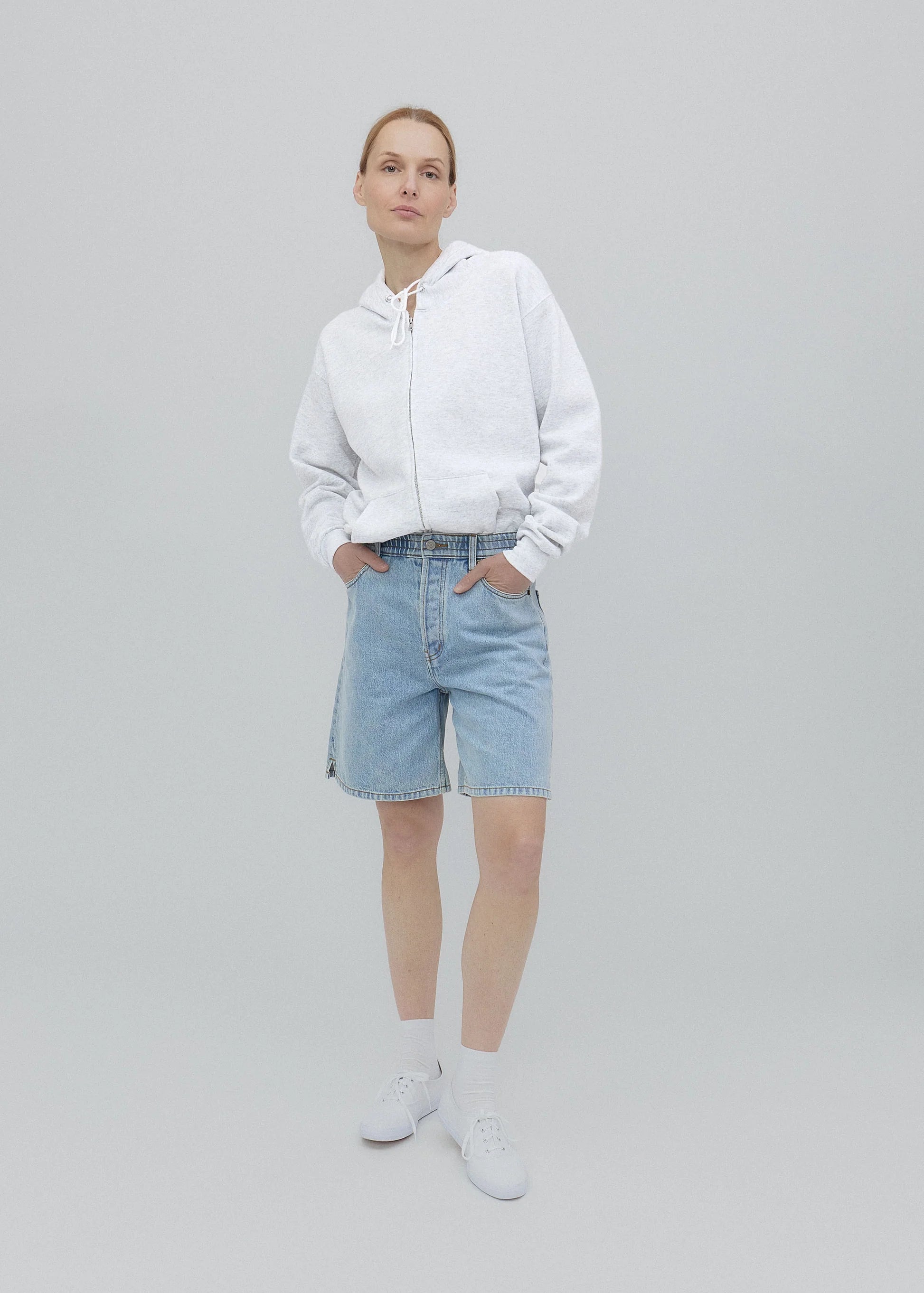 Lola Shorts in Vintage Blue
