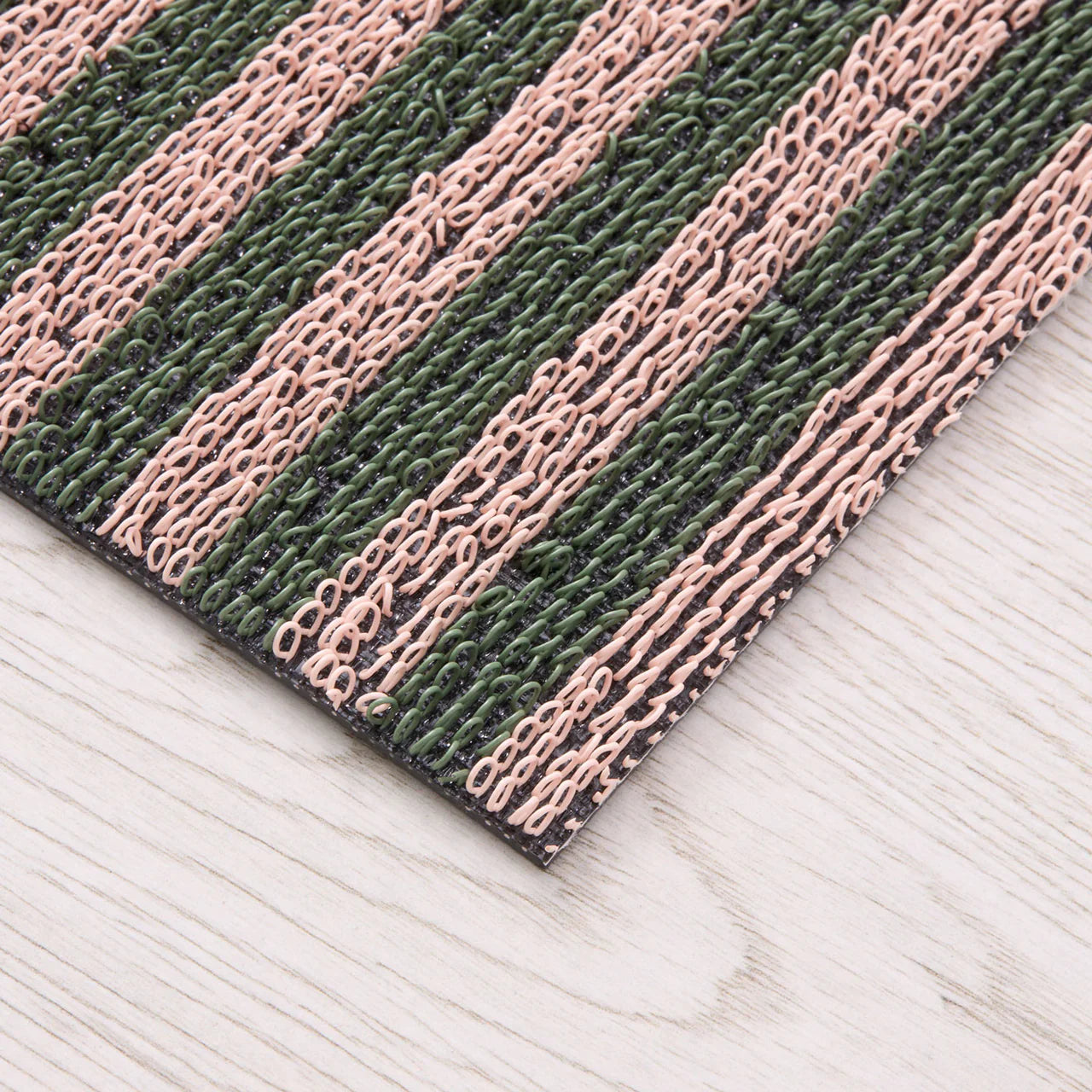 Breton Stripe Shag Mat in Malibu - 24 x 36