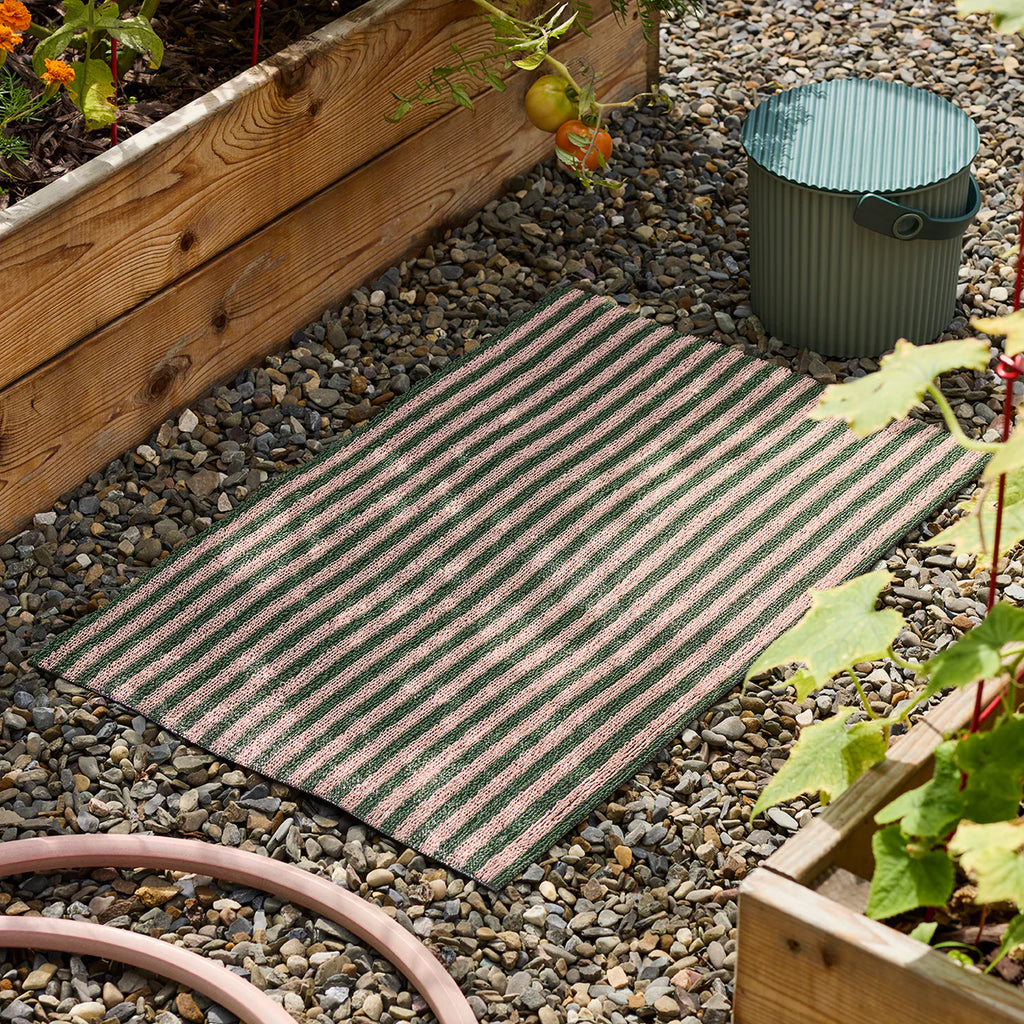 Breton Stripe Shag Mat in Malibu - 24 x 36