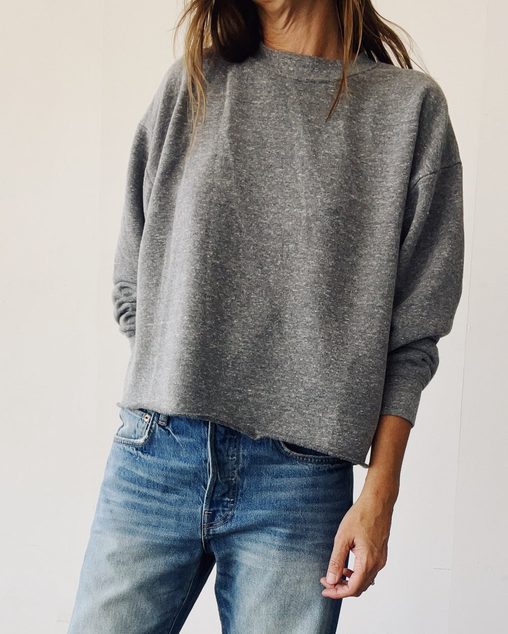 Boxy Crop Sweatshirt - Grey