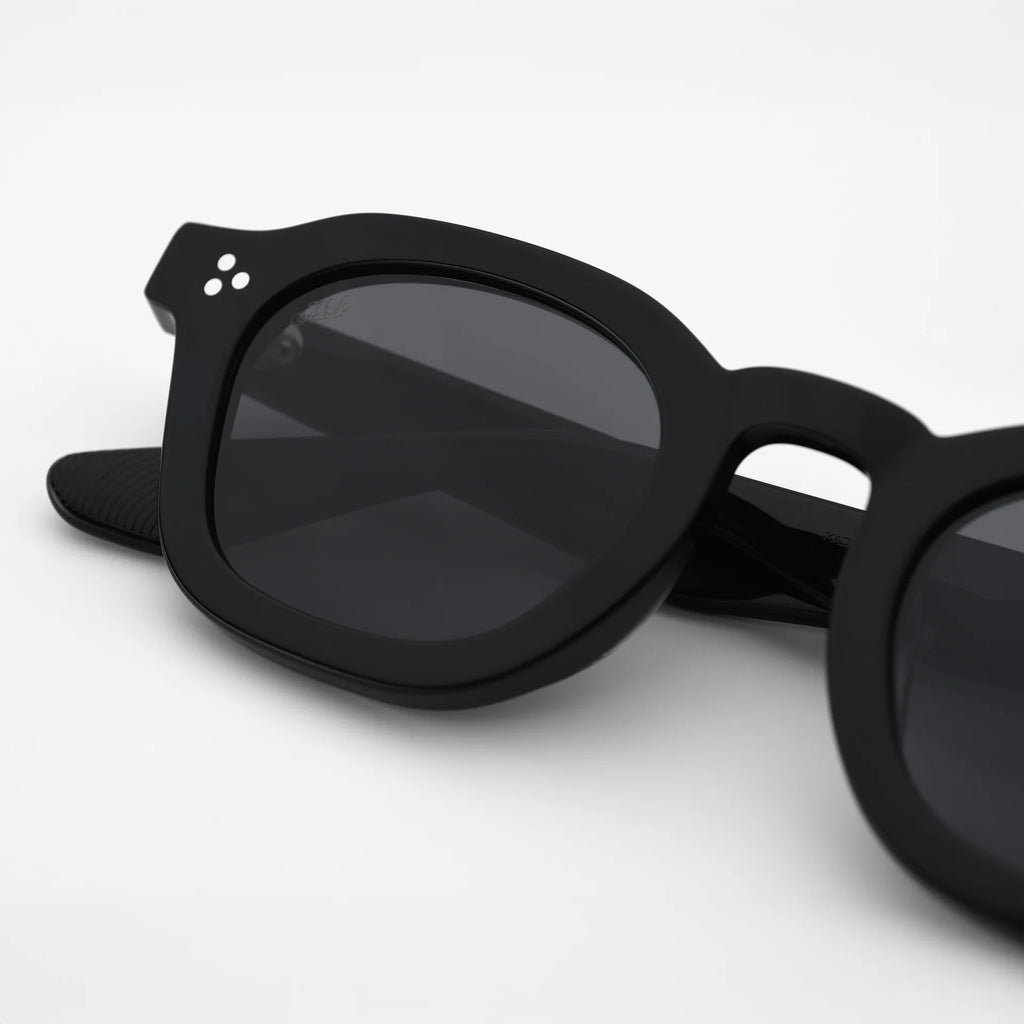 Logos - Black